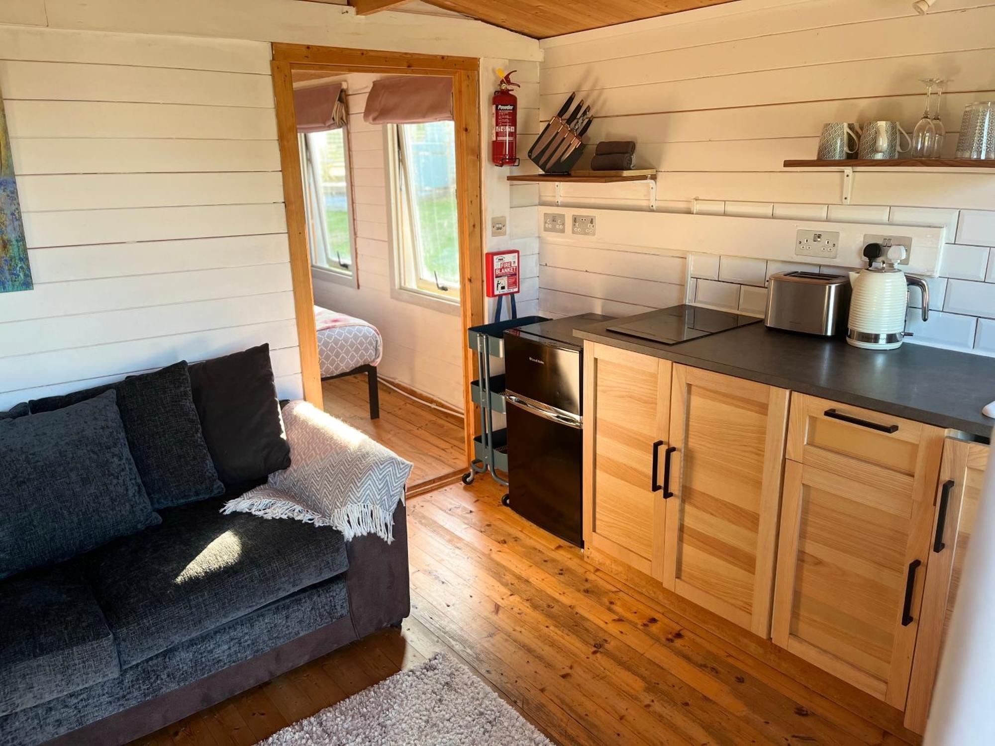 Ivy Rose Cabin No Hot Tub Bude Luaran gambar